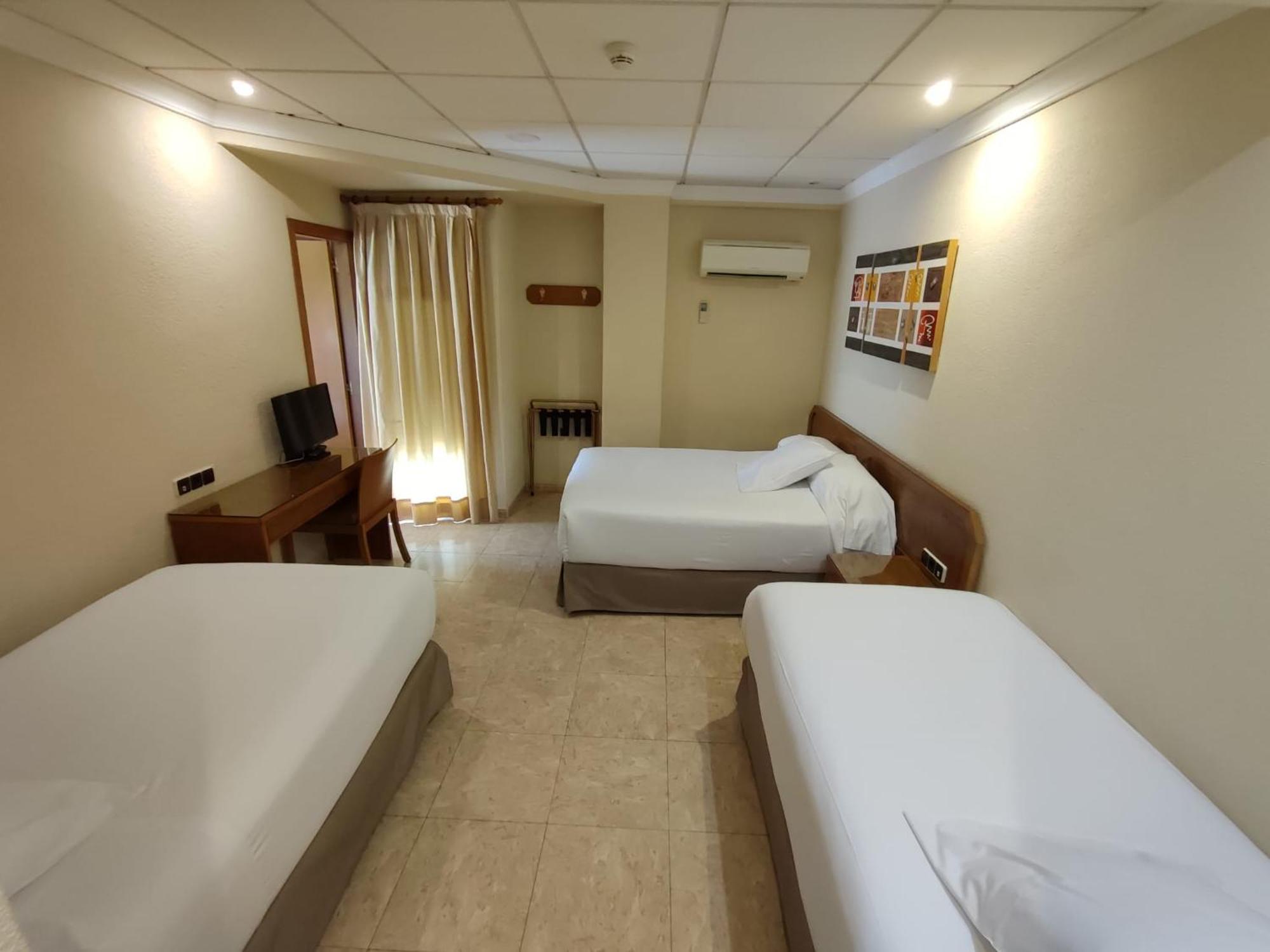 Hostal Moreno Silla Exterior photo
